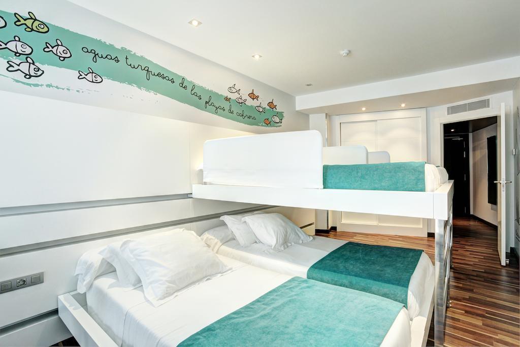 Chambre Quadruple - Vue sur Mer